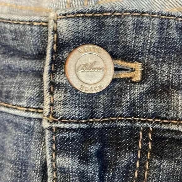 White House Black Market Blanc Bootcut Low Rise Women’s 6S Denim Jeans - Picture 9 of 10